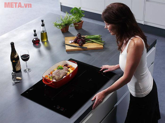 Bếp từ chính là thiết bị dễ dàng sử dụng và toàn cho người phụ nữ của bạn