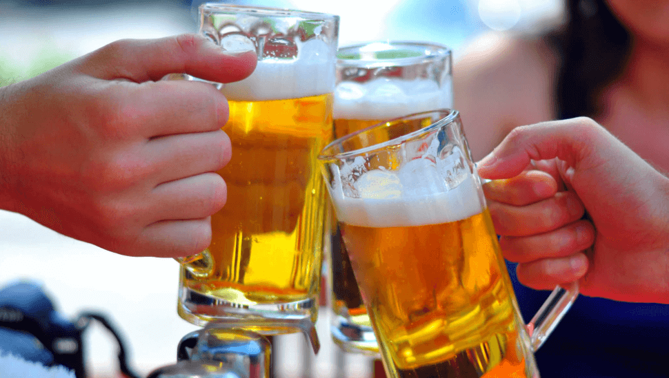 Bia tươi, bia hơi, bia lon, bia chai đều là các loại đồ uống có cồn