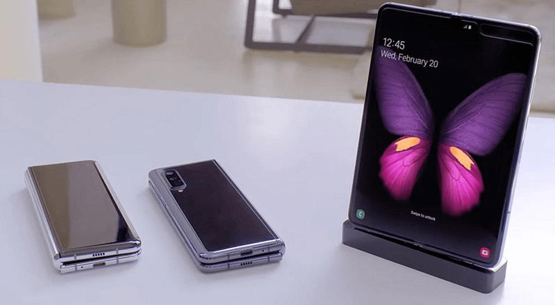 Samsung đi đầu với xu hướng điện thoại gập