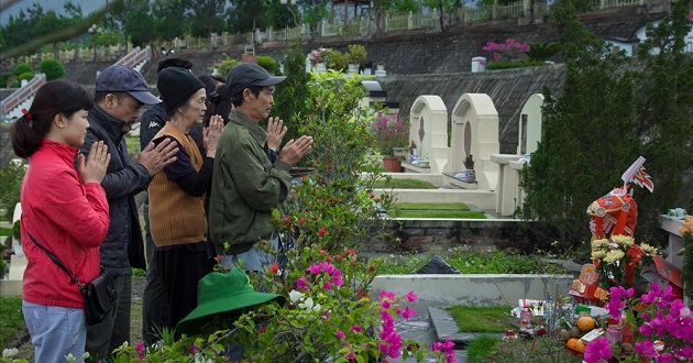 Ý nghĩa tạ mộ cuối năm của người Việt