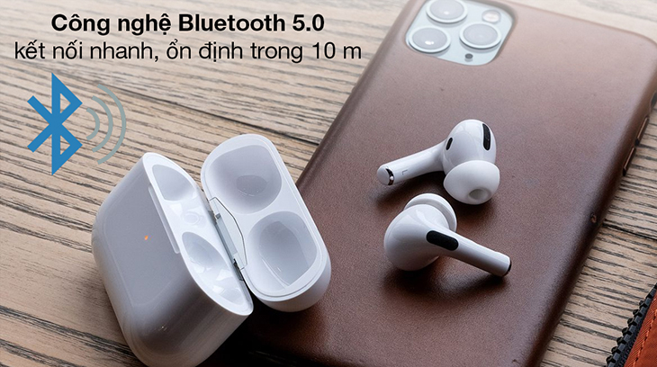 Tai nghe Bluetooth AirPods Pro MagSafe Charge Apple MLWK3 Trắng