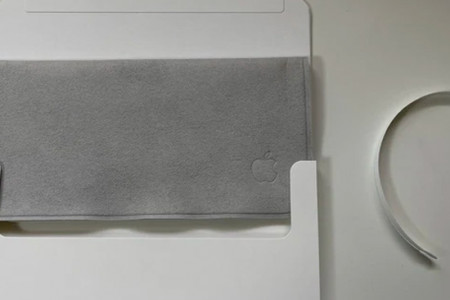 Cận cảnh miếng giẻ lau của Apple: Không rõ chất liệu, có tên tiếng Việt, giá gần 500K