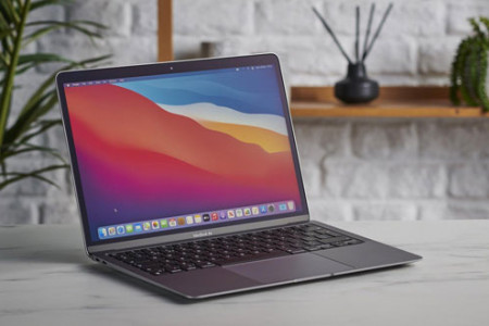 Macbook là gì? Macbook khác gì với laptop?