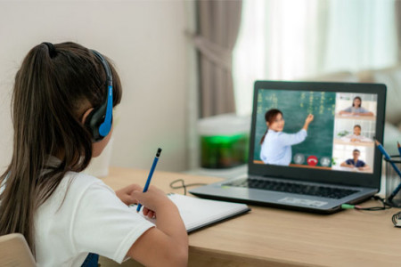 7 lưu ý khi mua laptop cho bé học online