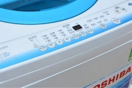 Lỗi E10 máy giặt Toshiba do đâu? Khắc phục thế nào?